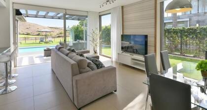 Global Los Dragos 13 8979