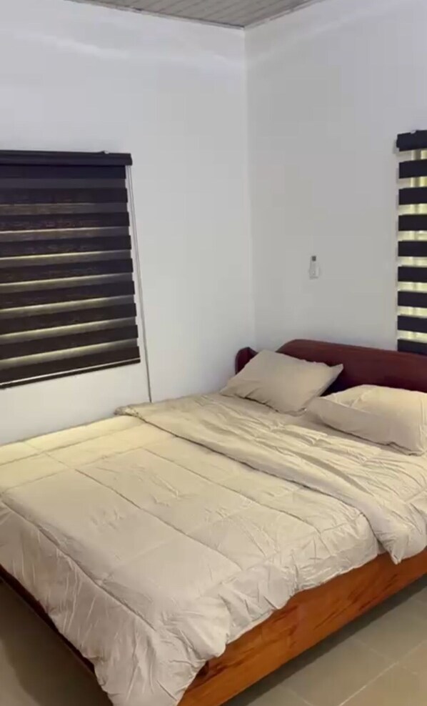 1 bedroom, iron/ironing board, WiFi