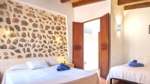 House, 2 Bedrooms | 2 bedrooms - Global Es Seguers - By Global Rental Holidays 8982 (Fornalutx)