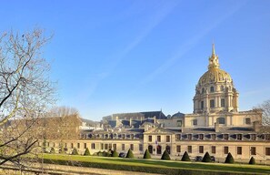 Point of interest - Celebrate Xmas & New Year in Paris with Les Invalides Views & Rue Cler (Paris)