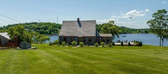 Historic Cottage on Perfect Ocean Shores