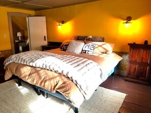 2 makuuhuonetta, työpöytä, silitysrauta/-lauta, Wi-Fi