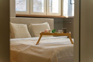 1 bedroom, iron/ironing board, free WiFi, bed sheets - Stylish Wola Apartment - 30m2, Trams Nearby (Warszawa)