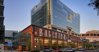 Spacious 2BR w/ Kitchen & Laundry! Steps to Metro, Dining, Shops, & Bike Trail!