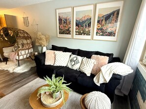 Smart TV, fireplace, books