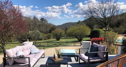 9-person villa with swimming pool and outdoor games for children in Provence Verte.