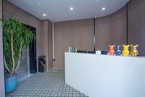 Ảnh chưa phân loại, 5 trong số 53 ảnh, nút