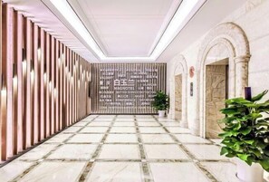 Interior - Magnotel (Chongqing Jiefangbei Pedestrian Street store) (Chongqing)