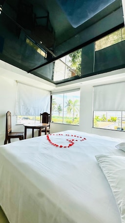 Comfort Quadruple Room, Sea View