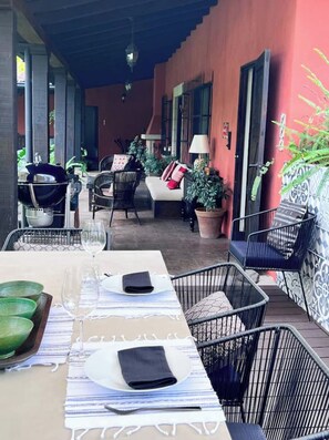 Outdoor dining