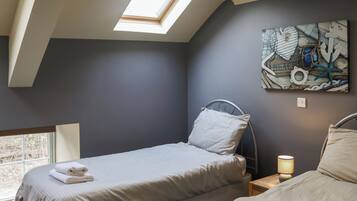 2 bedrooms, free WiFi, bed sheets