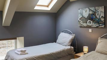 2 bedrooms, free WiFi, bed sheets
