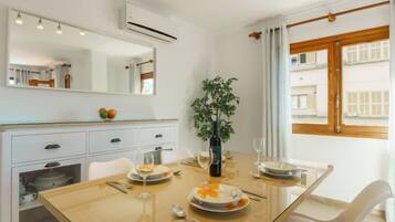 House, 3 Bedrooms, Terrace | Dining