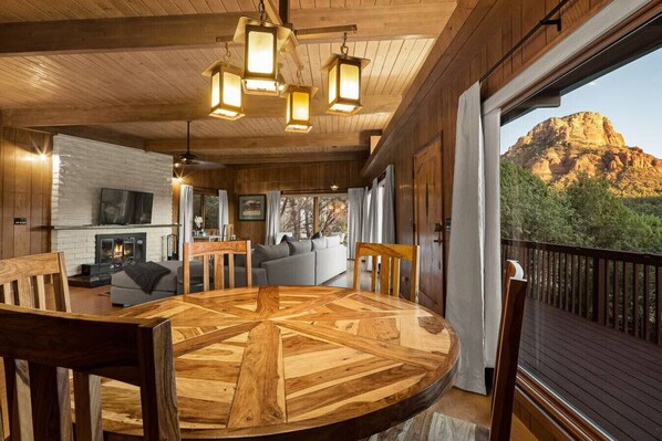 تناول الطعام