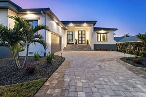 Exterior - Intervillas Florida - Villa Xanadu (Cape Coral)