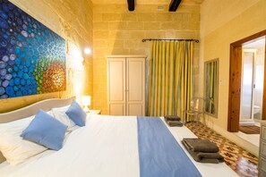 3 habitaciones, tabla de planchar con plancha y wifi gratis