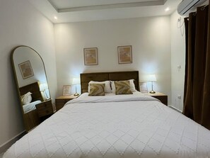 1 bedroom, iron/ironing board, WiFi, bed sheets