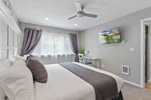 2 bedrooms, desk, iron/ironing board, travel crib