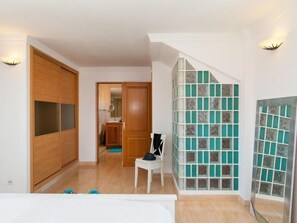 Huis, 5 slaapkamers, terras | 5 slaapkamers