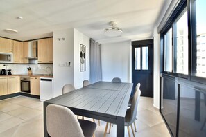 Dining - Tamarindo Apartment 6p - Playa La Cala Beach (VC)
