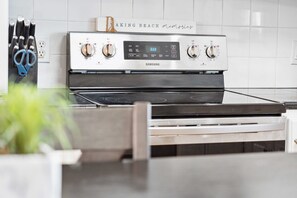 منزل (5 Bedrooms) | المنشأة من الداخل