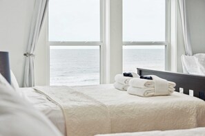 Interior - Oceanfront w/ Pool, Panoramic Deck Views, 5bdr Folly Ocean Breeze by Avantstay (Folly Beach)