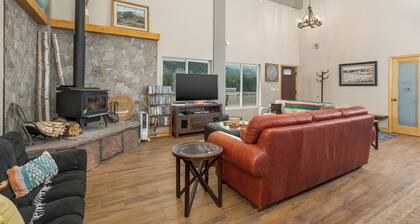 Pond Property with Mountain Views