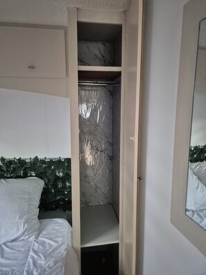 2 Schlafzimmer, Bettwäsche