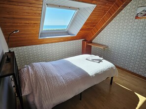 4 chambres, fer et planche à repasser, Wi-Fi, literie fournie