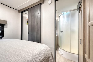 2 bedrooms, in-room safe, free WiFi, bed sheets