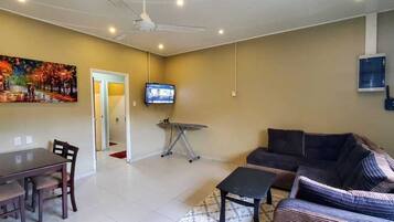 Cabin, Garden Area | Living area