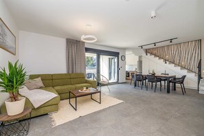 Living area - Holiday house TARA & LANA II with heated pool (Kornić)