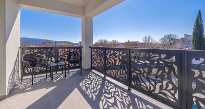 Holiday house TARA & LANA II with heated pool