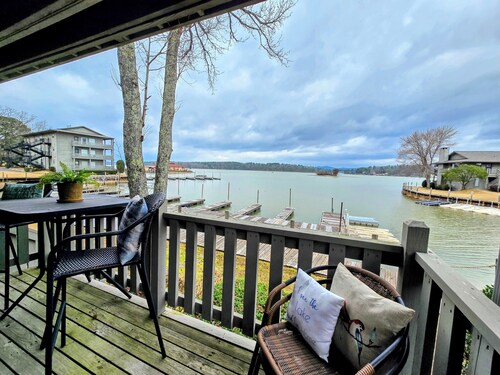 Farr Shores Lakeview Retreat