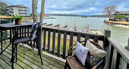 Farr Shores Lakeview Retreat