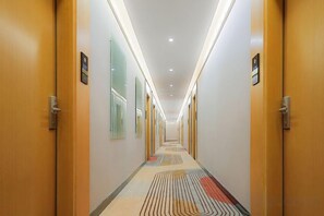 Unclassified image, 5 of 6, button - Shankee Hotel (Nanjing South Railway Station Shuanglong Avenue Subway Station) (Nanjing)