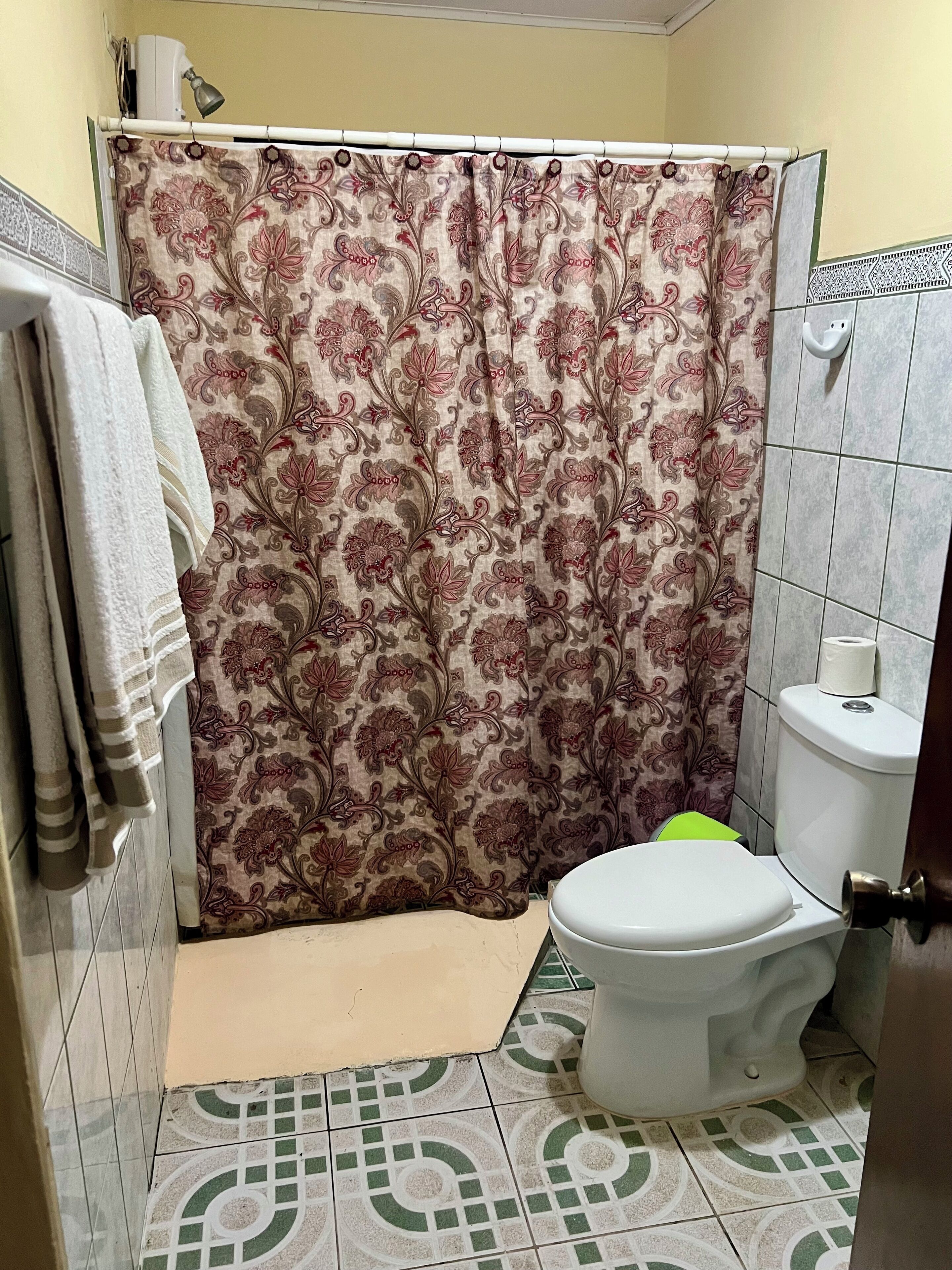 Handtücher, Seife, Toilettenpapier