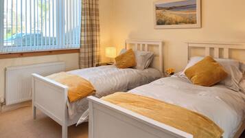 2 bedrooms, free WiFi, bed sheets