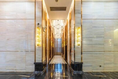 Junrui Huasheng International Hotel