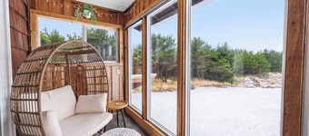 Sunset Shores - Ocean Front Family Retreat HOT TUB 