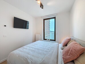 2 slaapkamers, een strijkplank/strijkijzer, wifi
