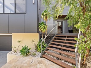 Exterior detail - The Office Escape - NEW (Gnarabup)