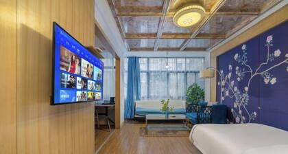 Hangzhou Yue Boutique Hotel (Longhu Zijing Tianjie Sandun Subway Station)