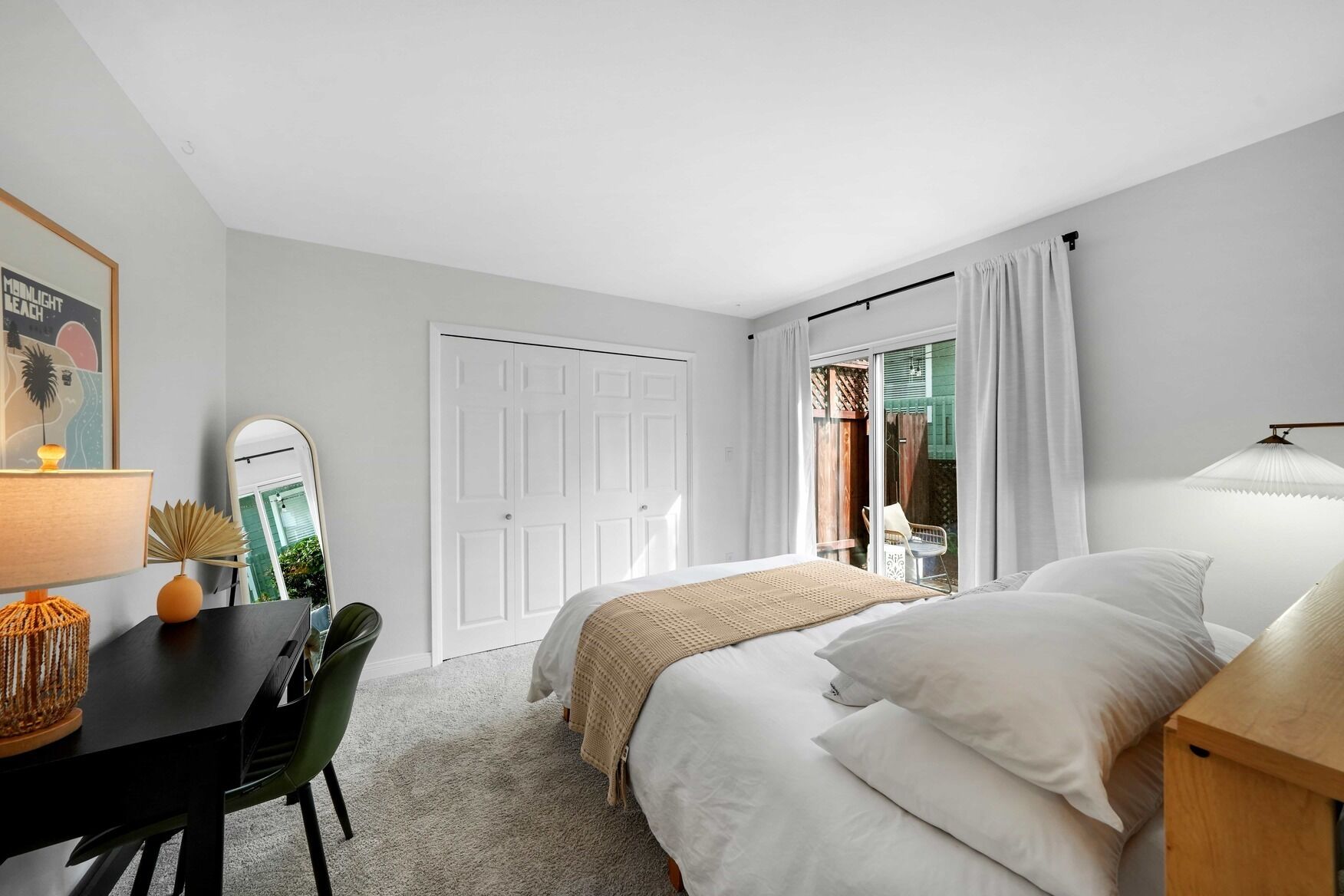 2 bedrooms, iron/ironing board, travel cot, WiFi