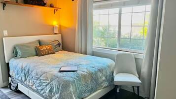 1 bedroom, in-room safe, desk, iron/ironing board