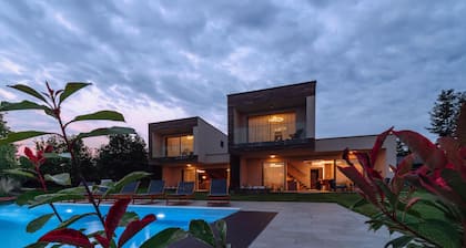 Gorgeous home in Oroslavje with sauna