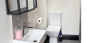 Modern 1-Bedroom Apartment in a Period Home, Next to Dublin’s Botanical Gardens