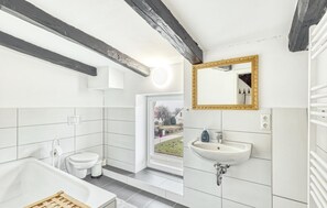 Bathroom - 2 bedroom nice apartment in Klein Upahl (Klein Upahl)