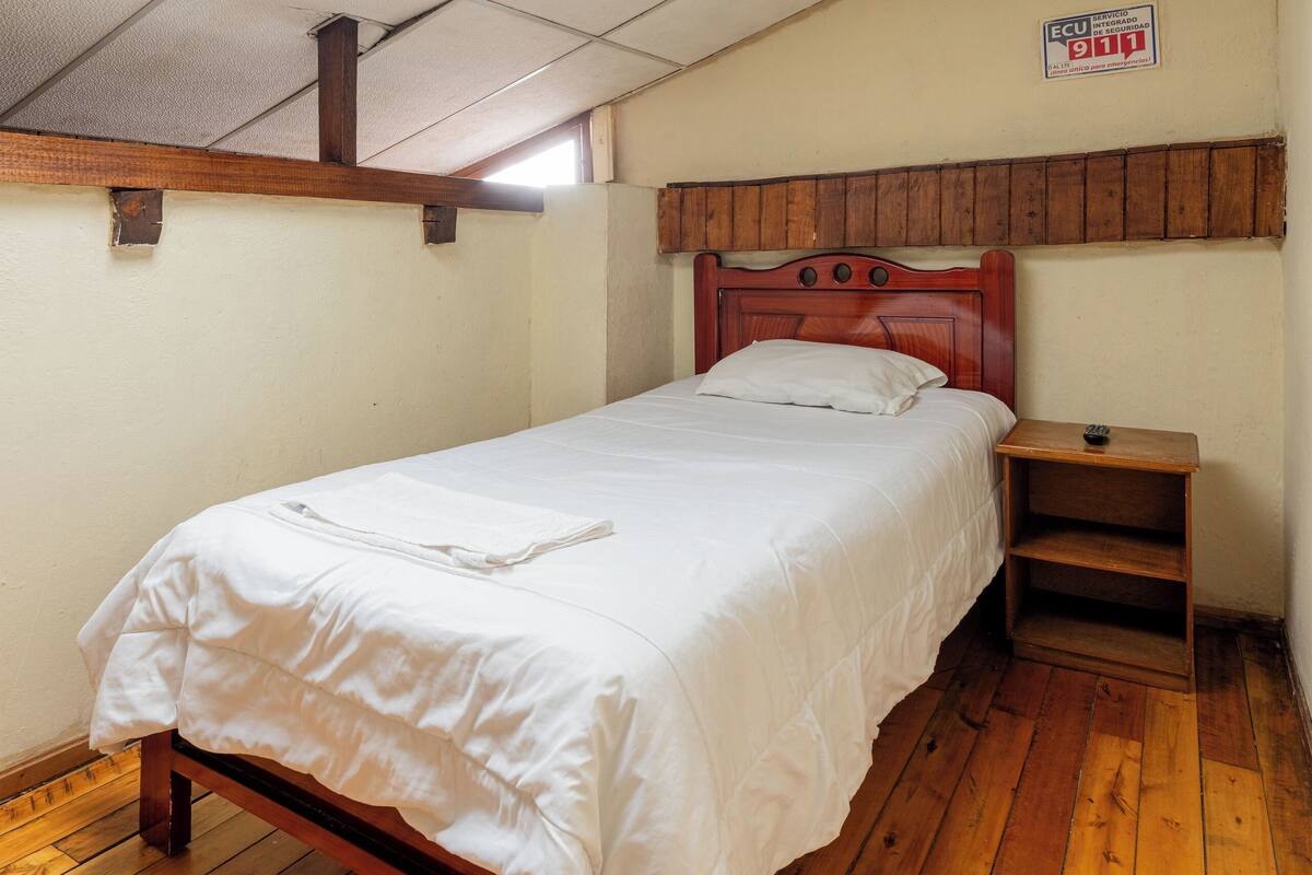 Basic-værelse - udsigt til gårdsplads | Premium-sengetøj, dundyner, lydisolering, gratis Wi-Fi