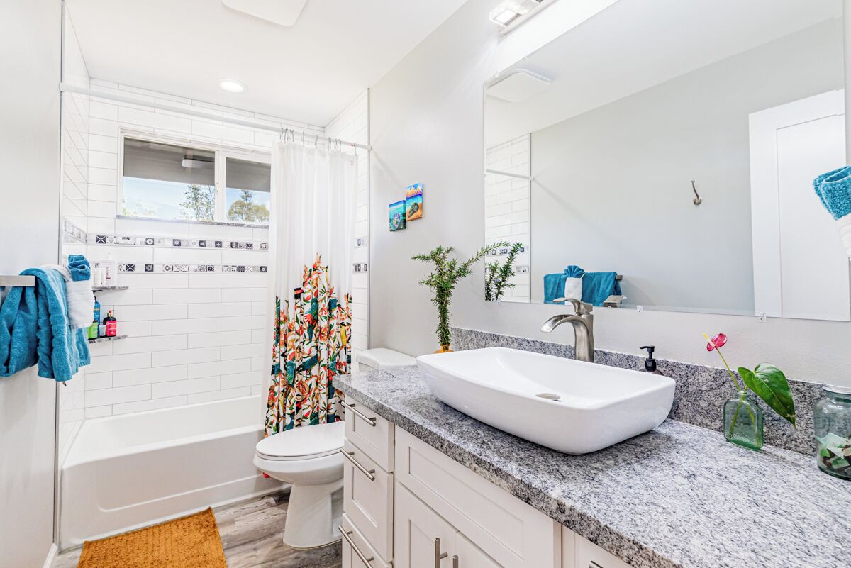 Orchid Isle Pool Paradise- Private Hawaiian Estate w/Pool and Air Conditioning! - Photo 22